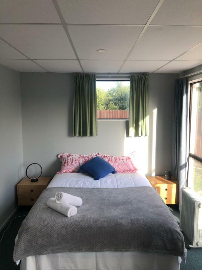 West Lake One Bedroom Accommodation Christchurch Exterior foto